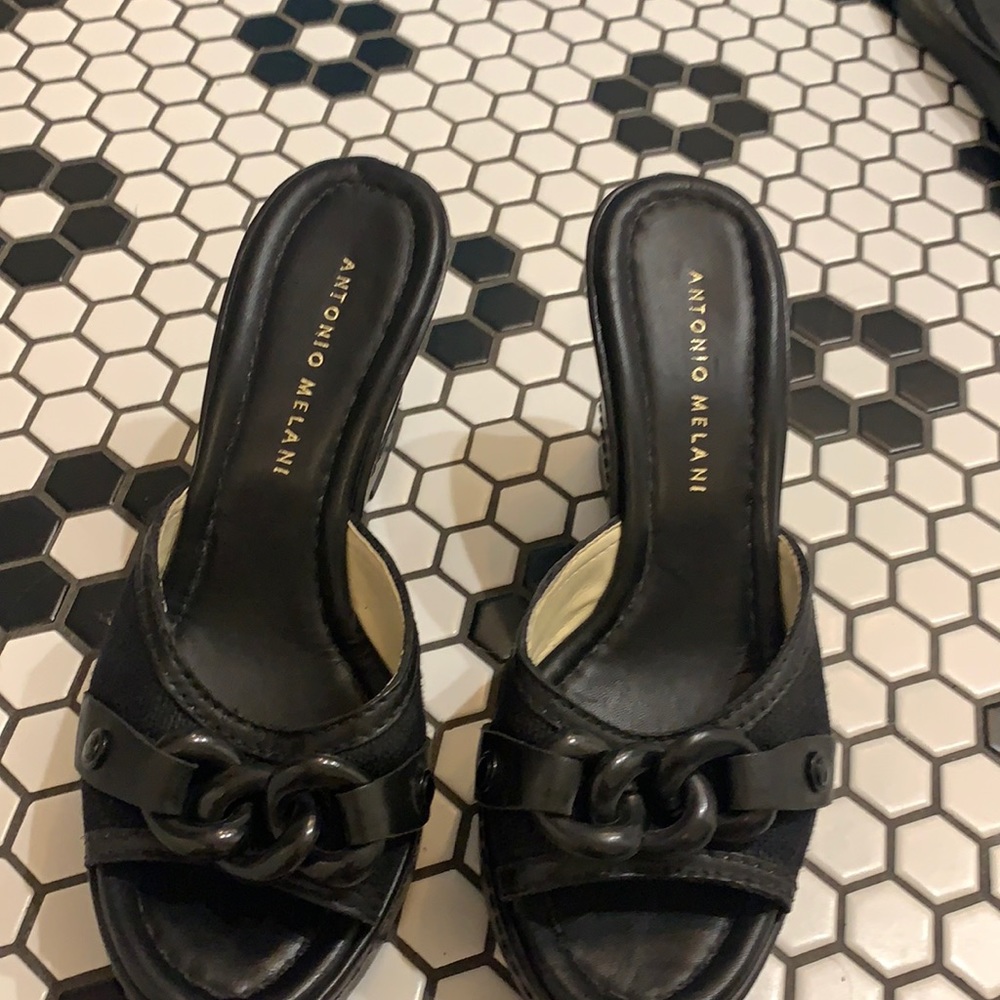 Size 6 Antonio Milani black platform sandal